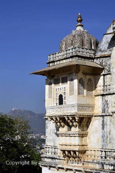 03 City-Palace,_Udaipur_DSC4334_b_H600